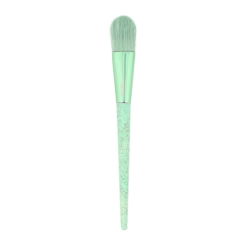 DECO. Кисть для тональной основы GO GREEN плоская base cover – фото 2