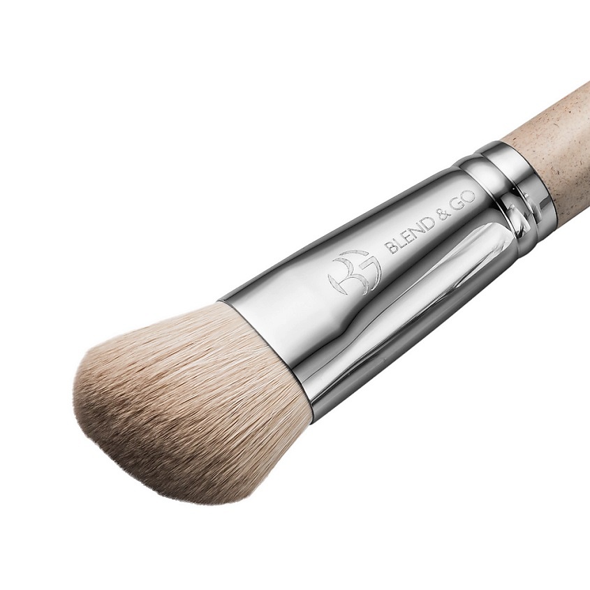 BLEND&GO Vegan bamboo brush Скошенная Кисть для контуринга, румян, хайлайтера F621b – фото 7