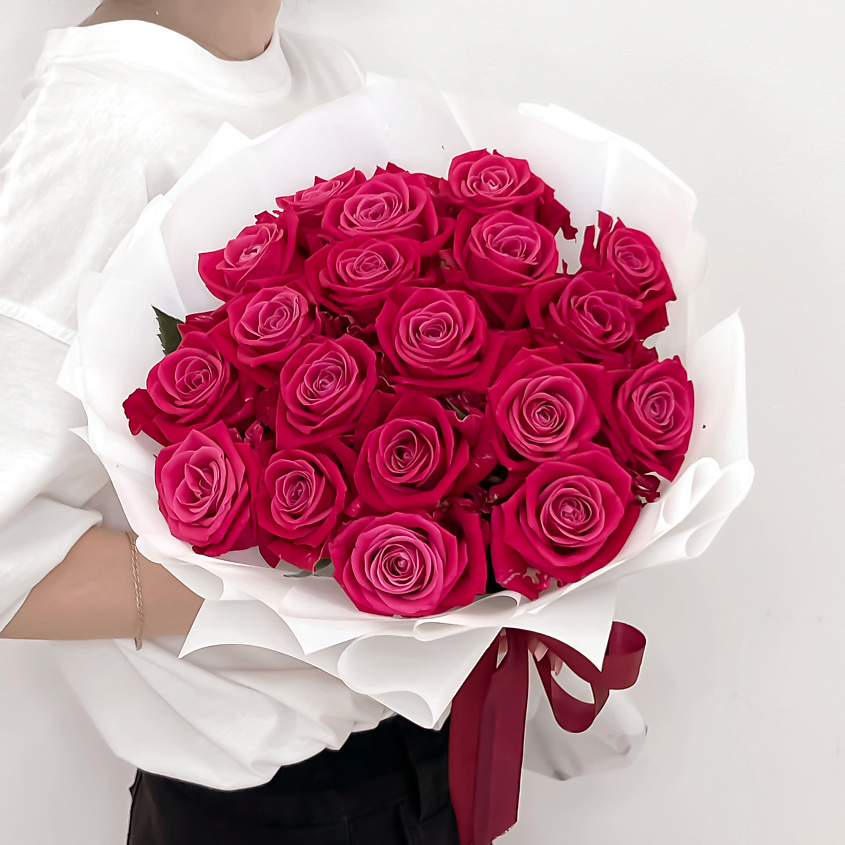 ЛЭТУАЛЬ FLOWERS Букет из розовых роз 19 шт / букет роз/ красивый букет – фото 1