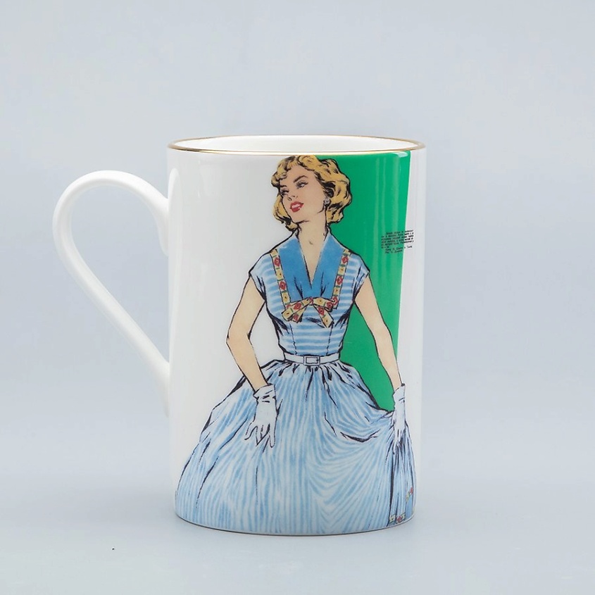 ИМПЕРАТОРСКИЙ ФАРФОРОВЫЙ ЗАВОД Бокал с рисунком "Конкурсные модели. Катерина" – фото 1