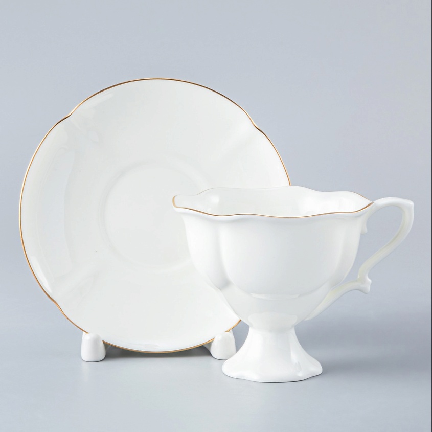 ИМПЕРАТОРСКИЙ ФАРФОРОВЫЙ ЗАВОД Чашка с блюдцем кофейная  "Наташа. Золотая лента" – фото 1