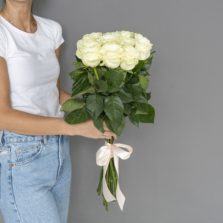 ЛЭТУАЛЬ FLOWERS Букет из высоких белых роз Эквадор 11 шт. (70 см) – фото 2