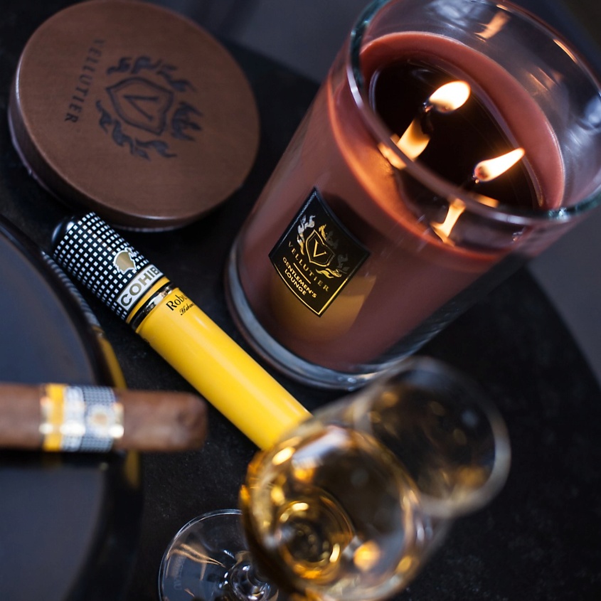VELLUTIER Свеча Клуб джентельменов Gentlemen's Lounge, 515 г – фото 2