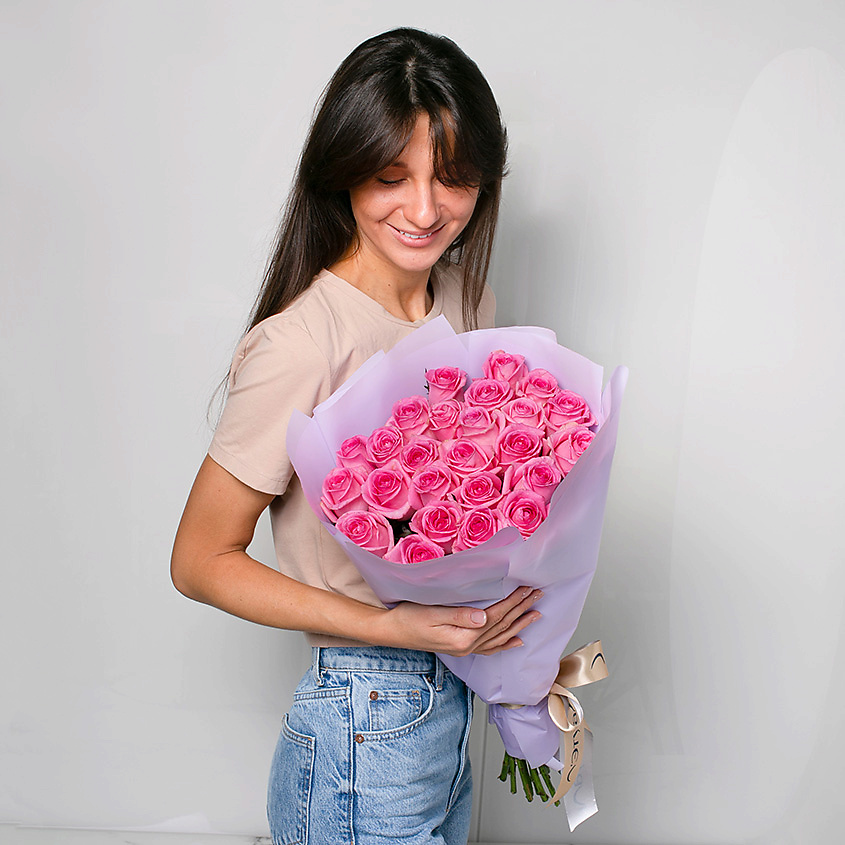 ЛЭТУАЛЬ FLOWERS Букет из розовых роз 25 шт. (40 см) – фото 4