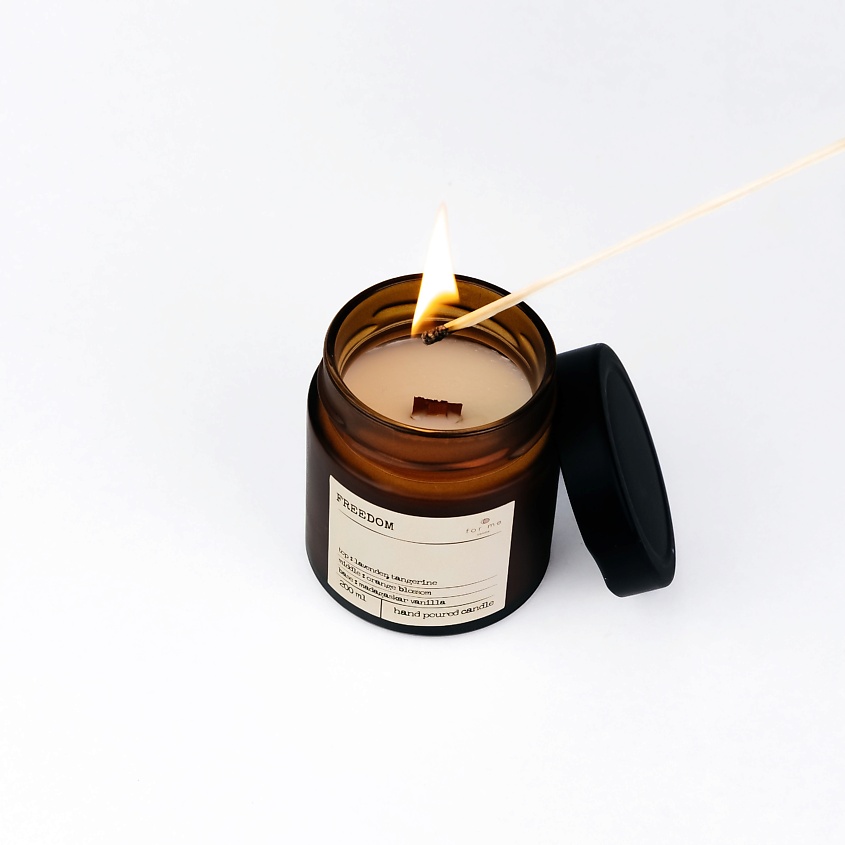 FOR ME CANDLE Ароматическая свеча с деревянным фитилем Freedom – фото 2