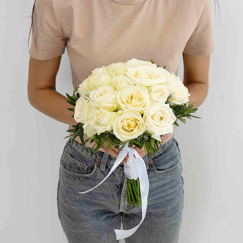 ЛЭТУАЛЬ FLOWERS Букет невесты из белых роз – фото 3