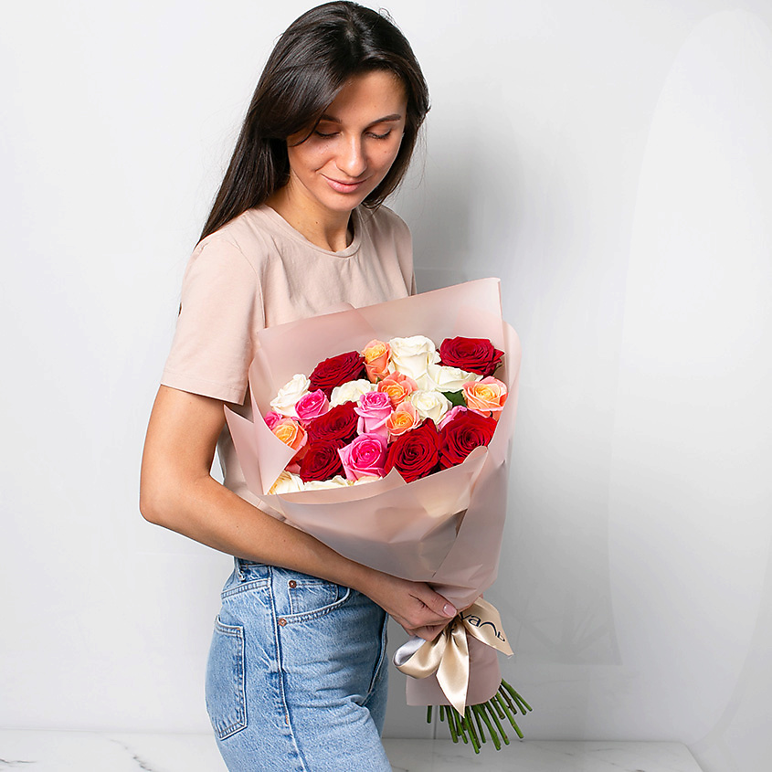 ЛЭТУАЛЬ FLOWERS Букет из разноцветных роз 25 шт. (40 см) – фото 5