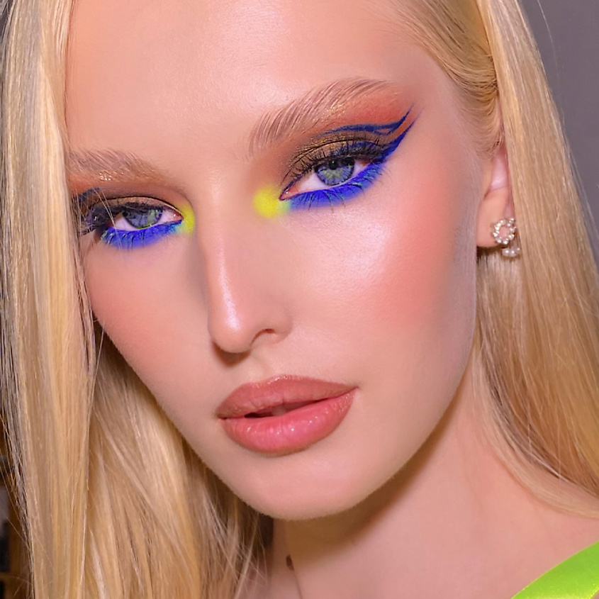 7DAYS Блестящая подводка фломастер для глаз водостойкая – фото 5