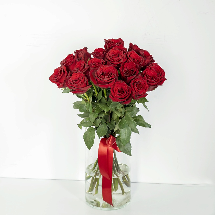 ЛЭТУАЛЬ FLOWERS Букет из высоких красных роз Эквадор 19 шт. (70 см) – фото 2