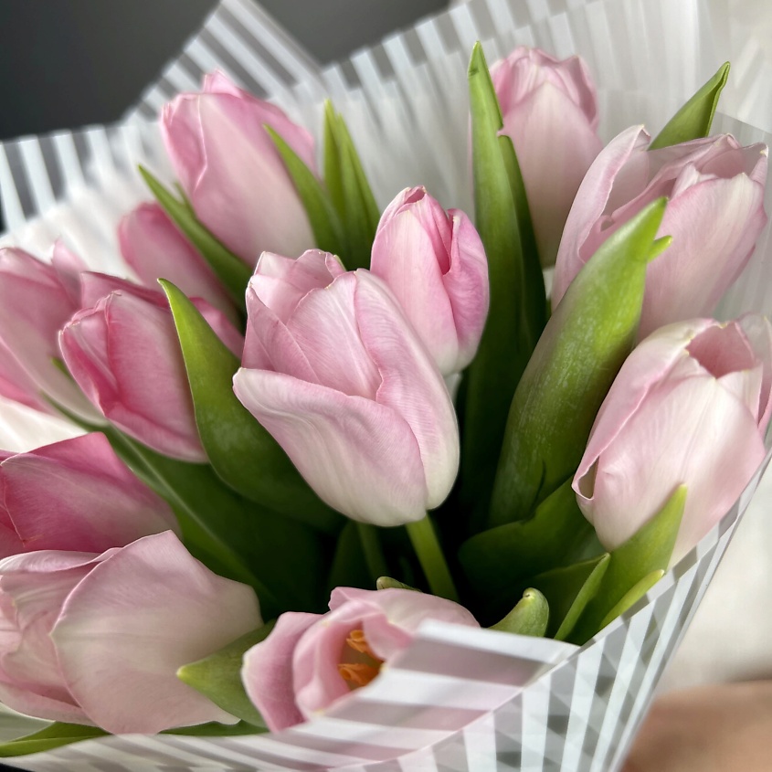 ЛЭТУАЛЬ FLOWERS Букет из розовых тюльпанов 15 шт. – фото 3