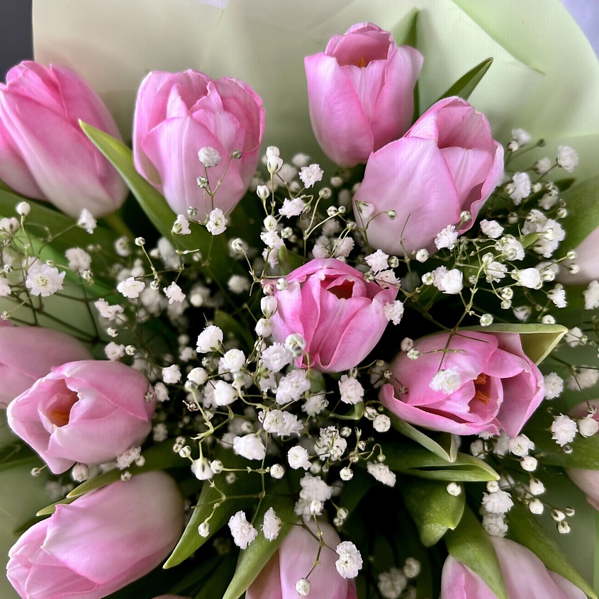 ЛЭТУАЛЬ FLOWERS Букет из розовых тюльпанов и гипсофилы – фото 7