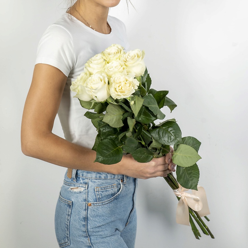 ЛЭТУАЛЬ FLOWERS Букет из высоких белых роз Эквадор 7 шт. (70 см) – фото 1