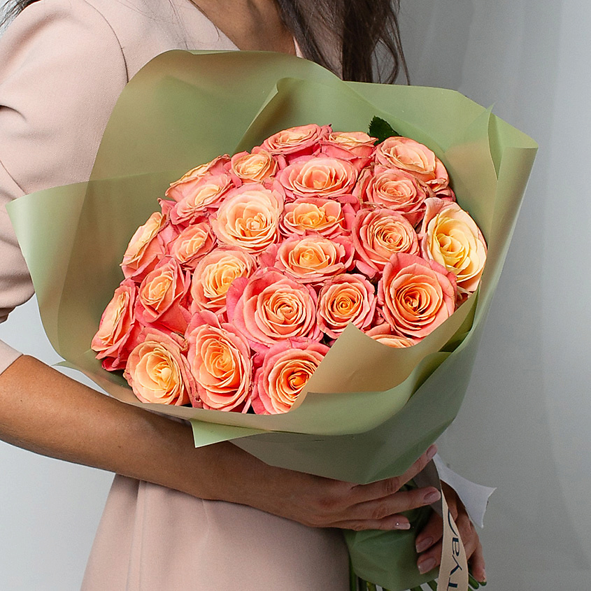 ЛЭТУАЛЬ FLOWERS Букет из персиковых роз 25 шт. (40 см) – фото 1