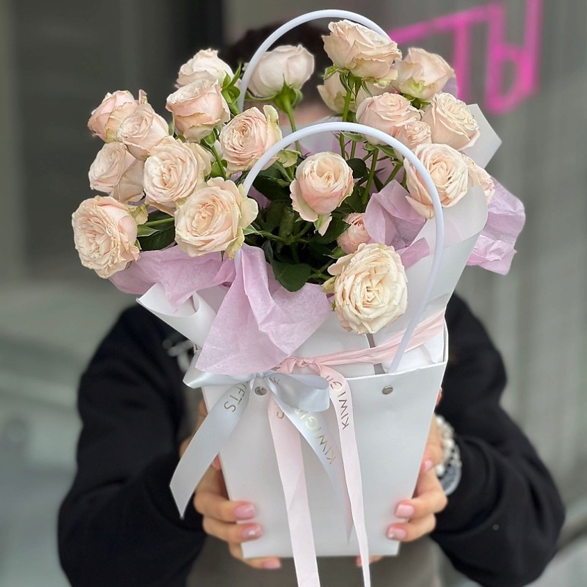 KIWIGIFTS Букет цветов живые Розы кустовые – фото 1