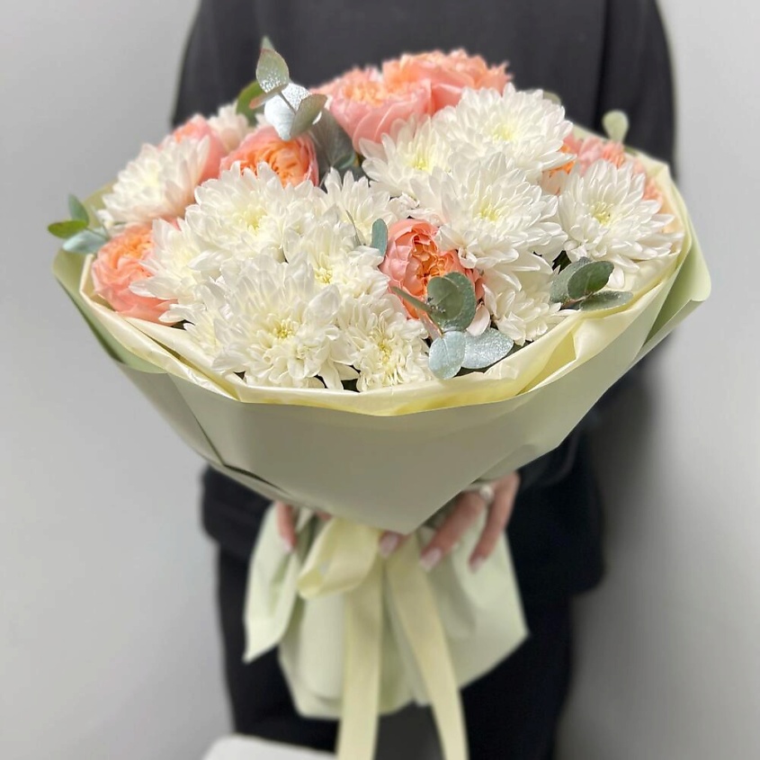 FLORES Пышный букет с персиковой пионовидной розой и хризантемой – фото 5