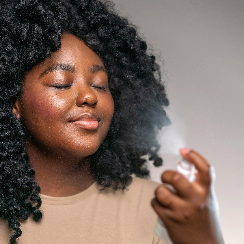 MARIO BADESCU Спрей для лица с экстрактом алоэ и кокосовой водой Facial Spray With Aloe Adaptogens And Coconut Water – фото 3