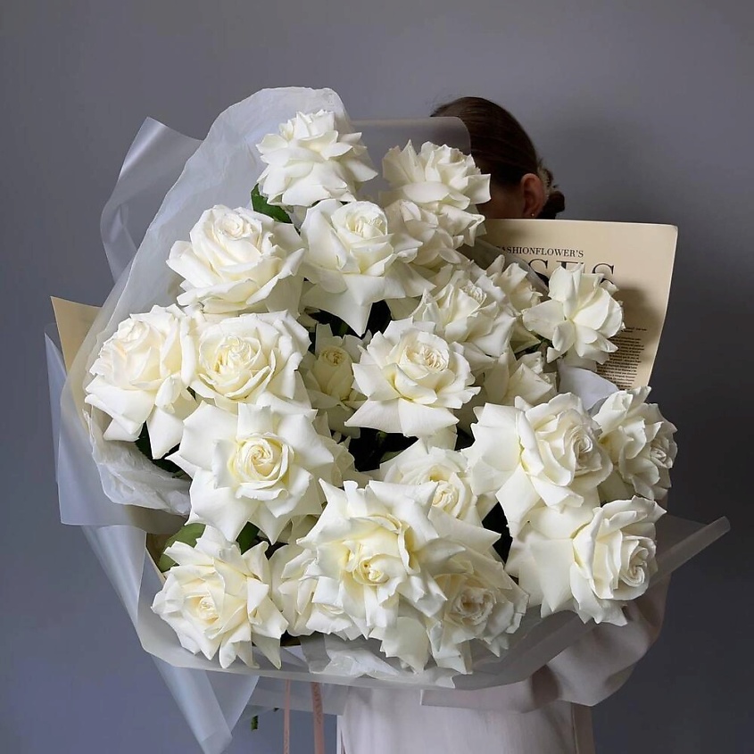 VLSHBN FLOWERS STATE Монобукет из белых вывернутых роз – фото 1