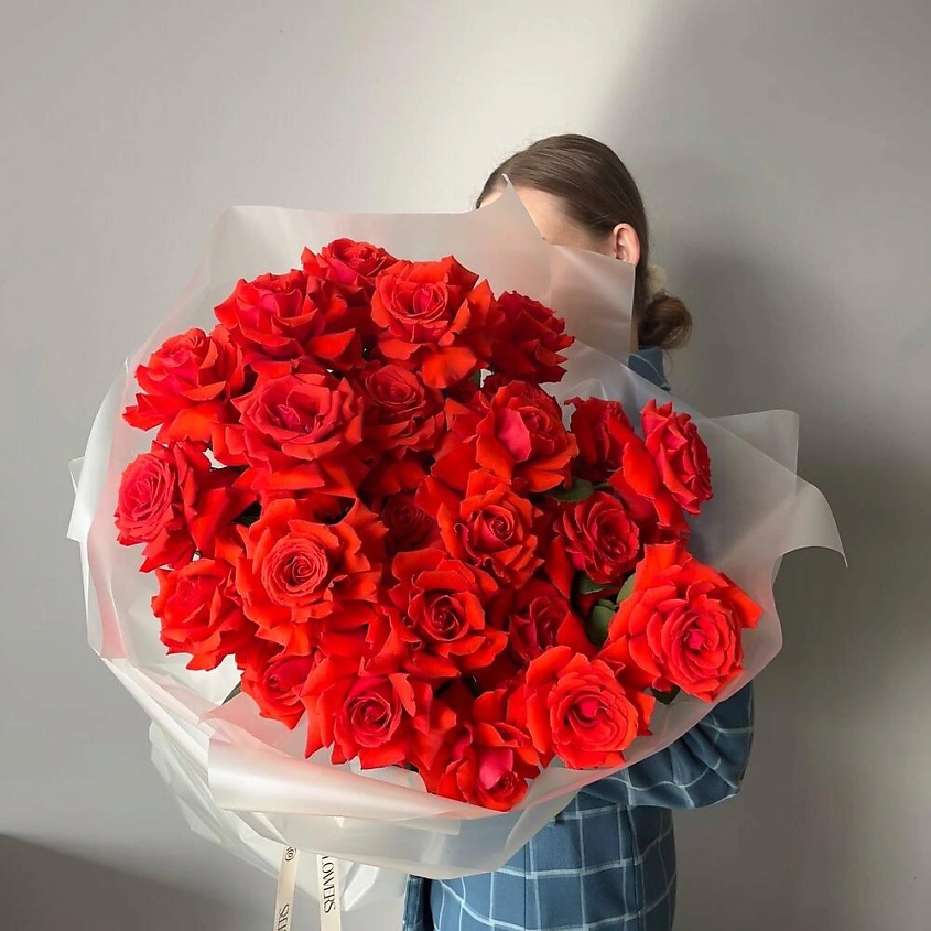 VLSHBN FLOWERS STATE Монобукет из ало-красных вывернутых роз – фото 1