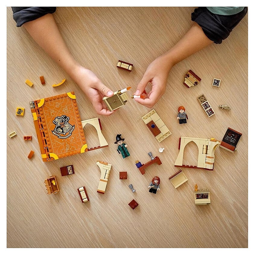LEGO Конструктор Harry Potter Учёба в Хогвартсе: Урок трансфигурации – фото 10