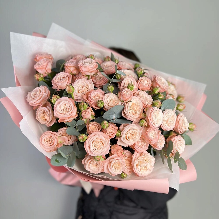 FLORES Шикарные пионовидные кустовые розы с эвкалиптом в пышном букете (9 шт) – фото 2
