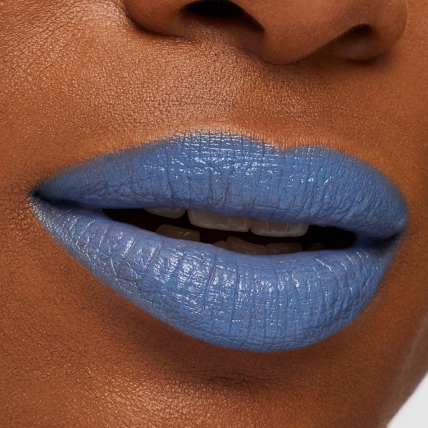 MAC Губная помада MACXimal Sleek Satin Lipstick, Tilted denim, 3,5 г – фото 2