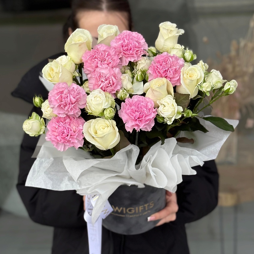 KIWIGIFTS Букет цветов живые розы, гвоздики – фото 3