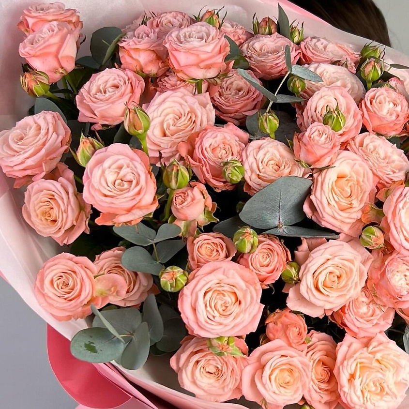 FLORES Шикарные пионовидные кустовые розы с эвкалиптом в пышном букете (9 шт) – фото 3