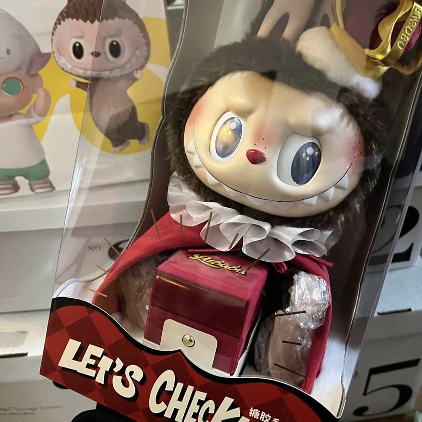 POP MART Игрушка Pop Mart Labubu The Monsters Let's Checkmate King