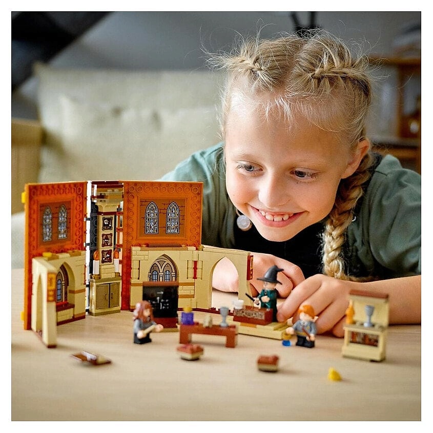 LEGO Конструктор Harry Potter Учёба в Хогвартсе: Урок трансфигурации – фото 8