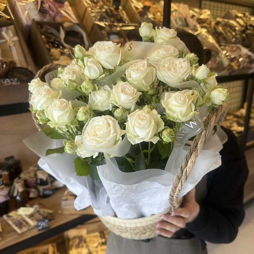KIWIGIFTS Букет цветов живые из кустовых роз – фото 1