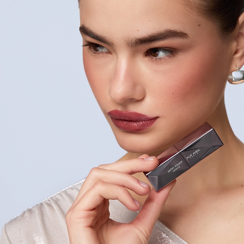 ALIX AVIEN Помада для губ Lipstick satin touch с матовым финишем
