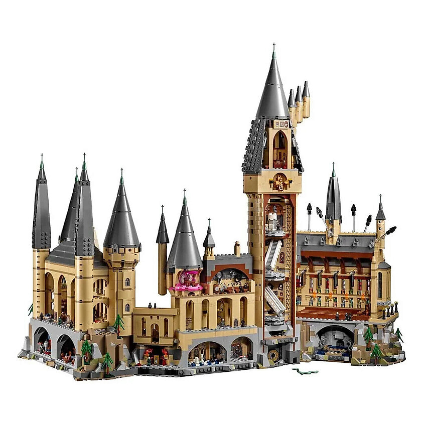 LEGO Конструктор "Замок Хогвартс" из мира Harry Potter – фото 1