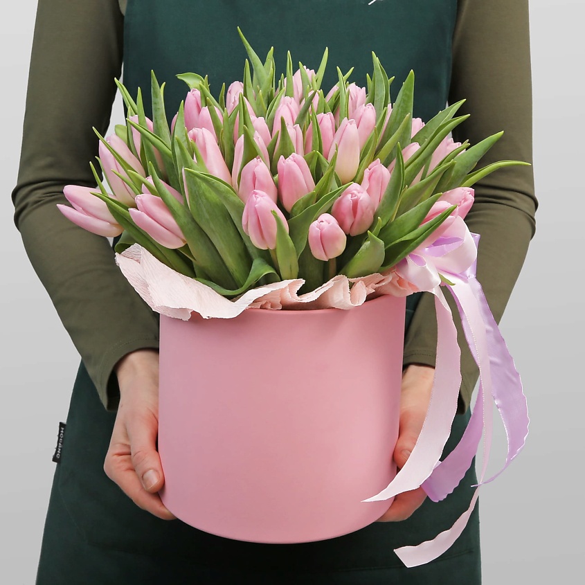 STUDIO FLORISTIC Композиция из Тюльпанов «Розовая весна» – фото 2