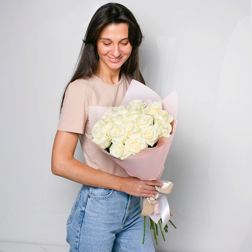 ЛЭТУАЛЬ FLOWERS Букет из белых роз 19 шт. (40 см) – фото 3
