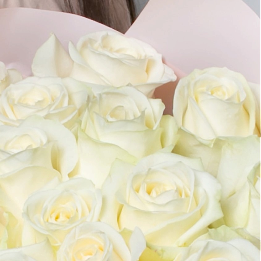 ЛЭТУАЛЬ FLOWERS Букет из белых роз 25 шт. (40 см) – фото 5