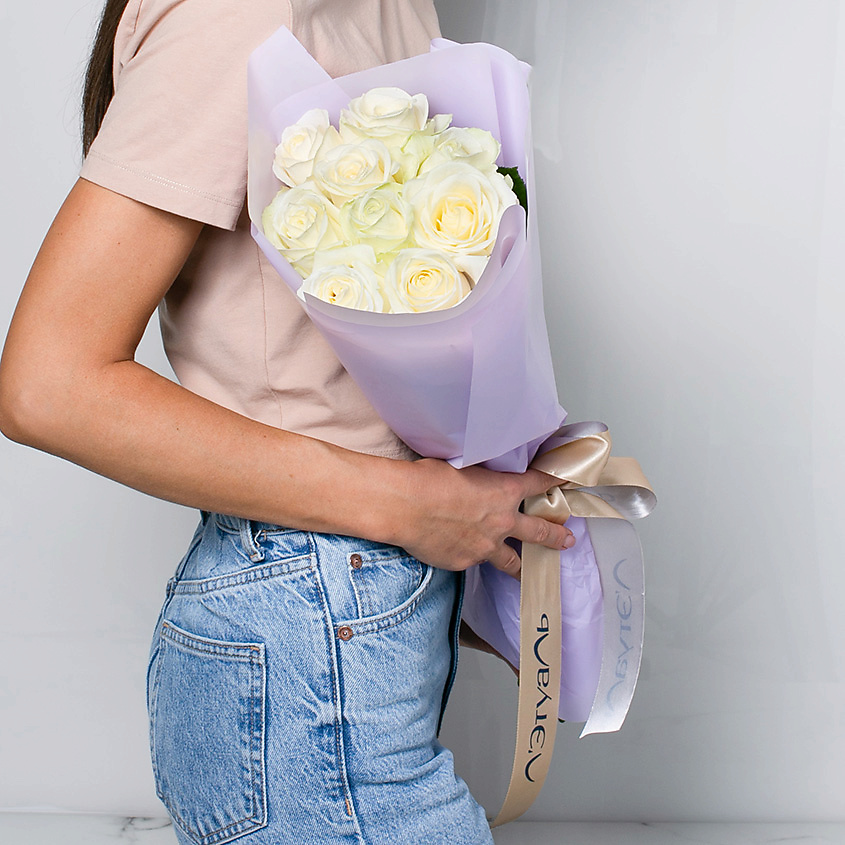 ЛЭТУАЛЬ FLOWERS Букет из белых роз 9 шт. (40 см) – фото 1