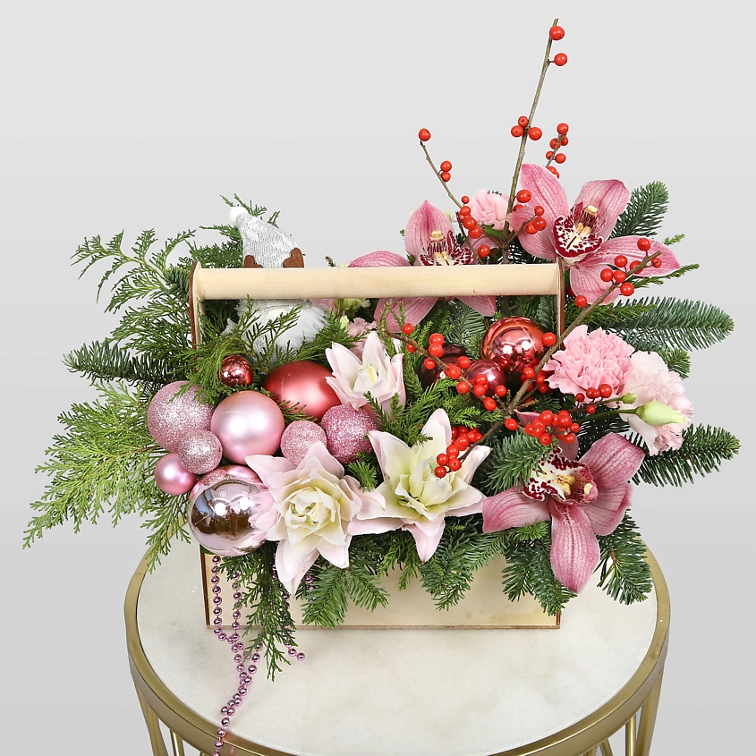 STUDIO FLORISTIC Новогодняя композиция из Нобилиса в ящике «Цветущий мороз» – фото 2
