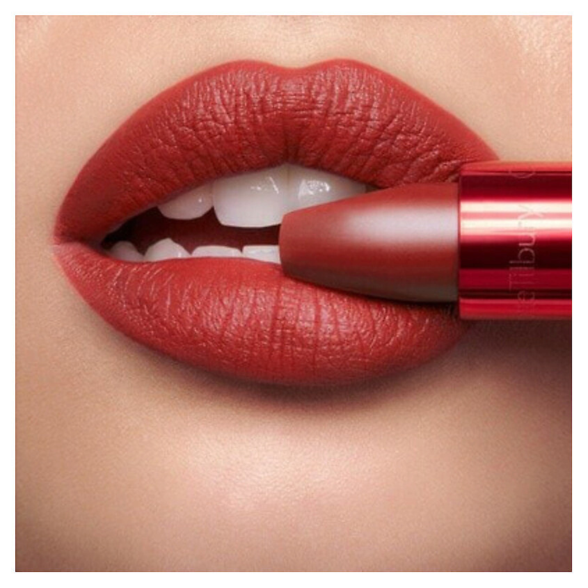 CHARLOTTE TILBURY Губная помада Matte Revolution, Mark of a Kiss – фото 2