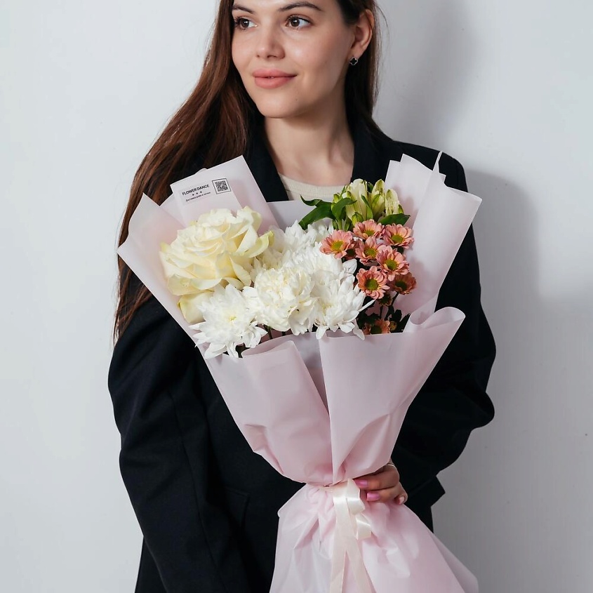 FLOWER DANCE Белые розы с хризантемой – фото 2
