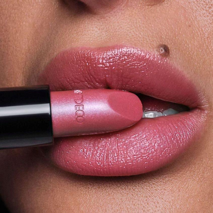 ARTDECO Помада для губ Perfect Color Lipstick – фото 4