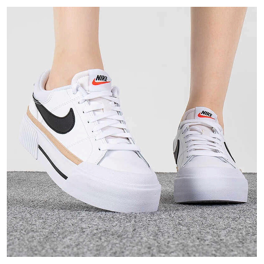 NIKE Кроссовки спортивные женские DM7590-100 – фото 4