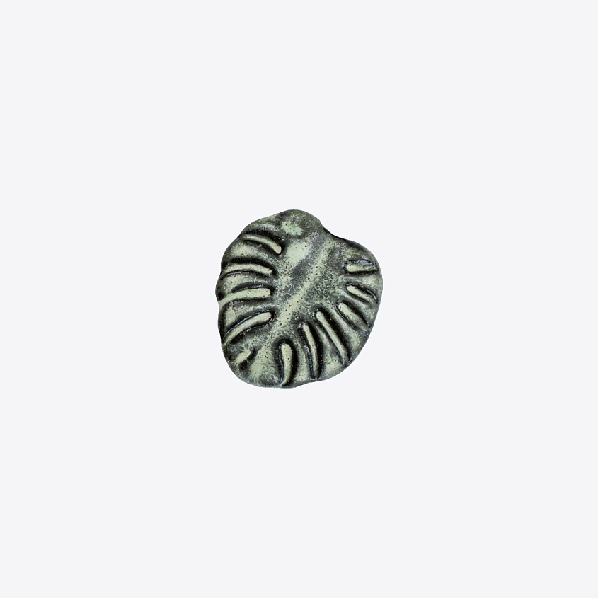 LA PALME ARTISAN CERAMICA Брошь-значок из керамики Монстера Олива Б – фото 1