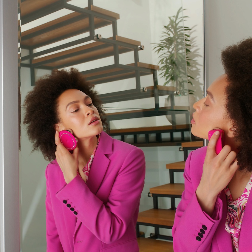 FOREO BEAR Микротоковое тонизирующее устройство для лица с 5 уровнями интенсивности, 1 шт. – фото 5
